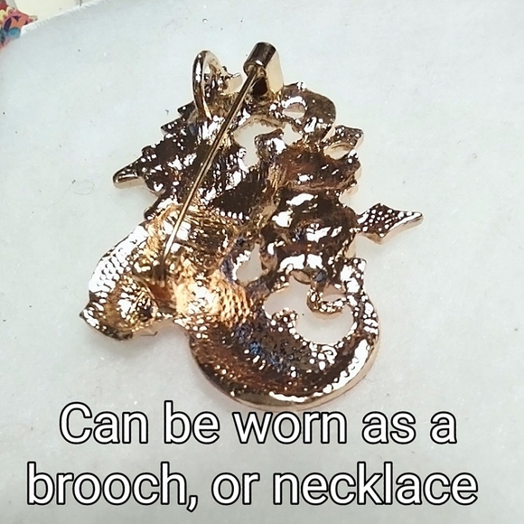 Red Crystal Elf Shoe Boot w/ Gifts Stuffed Inside - Picture 4 of 8